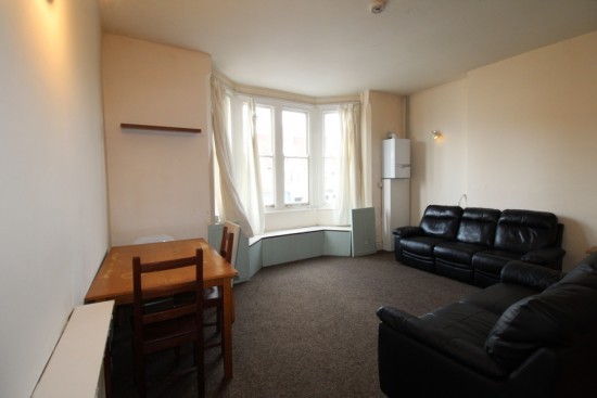 Lysander Court, 184 Cowley Road, Oxford - Photo 2