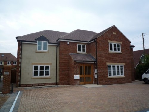 Arrange a viewing for Cumnor Hill, Oxford